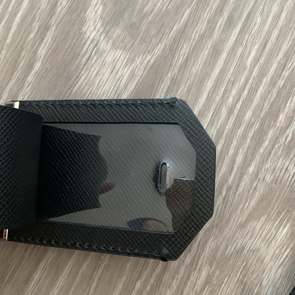 Michael Kors Men Kamden Leather Luggage Tag - Picture 10 of 11